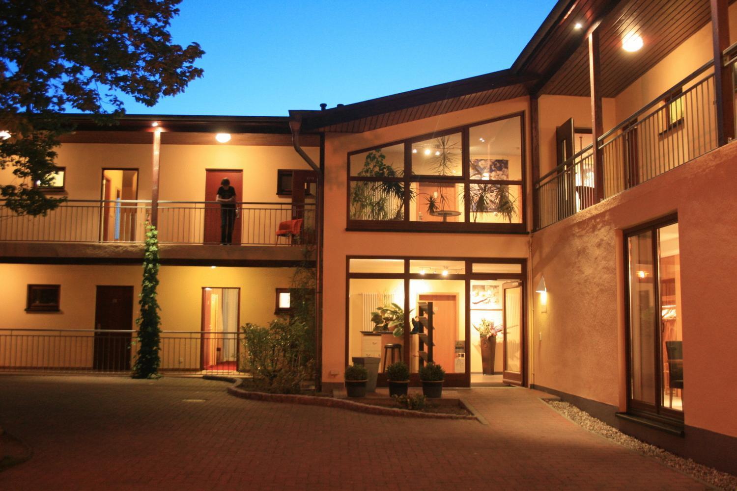 Landhotel Rittmeister & Kraeuter-Spa Adults Only Rostock Eksteriør billede